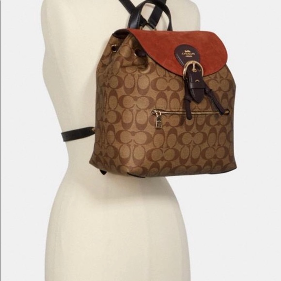 Kleo Backpack In Signature Canvas - Picture 2 of 4